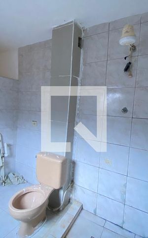 Casa para alugar com 78m², 2 quartos e sem vaga Casa para alugar com 78m², 2 quartos e sem vagaBanheiro do Quarto 1