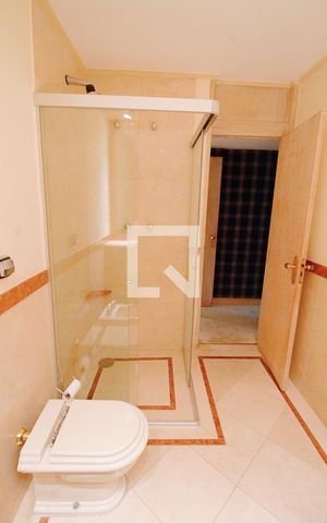 Apartamento para alugar com 550m², 3 quartos e 3 vagas Apartamento para alugar com 550m², 3 quartos e 3 vagasBanheiro da Suíte 3