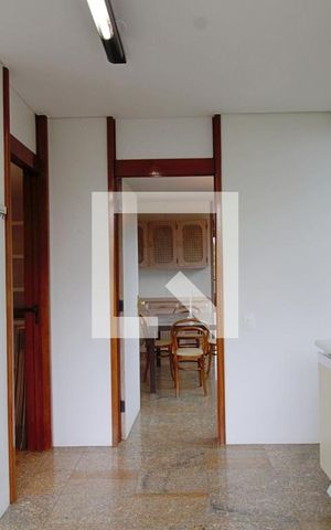 Apartamento para alugar com 550m², 3 quartos e 3 vagas Apartamento para alugar com 550m², 3 quartos e 3 vagasCozinha