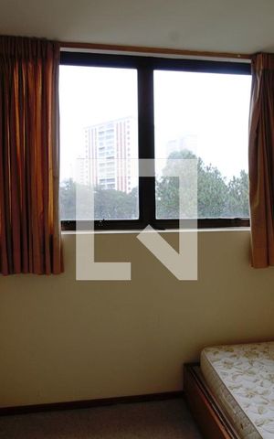 Apartamento para alugar com 550m², 3 quartos e 3 vagas Apartamento para alugar com 550m², 3 quartos e 3 vagasQuarto de Serviço