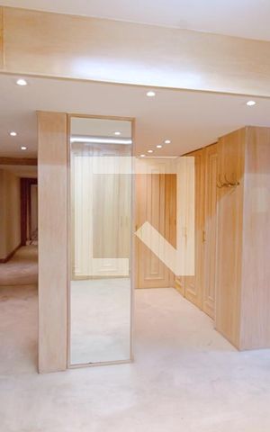 Apartamento para alugar com 550m², 3 quartos e 3 vagas Apartamento para alugar com 550m², 3 quartos e 3 vagasCloset