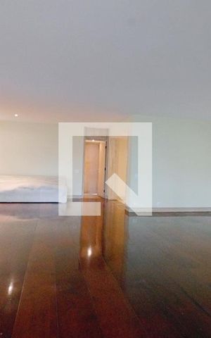 Apartamento para alugar com 550m², 3 quartos e 3 vagas Apartamento para alugar com 550m², 3 quartos e 3 vagasSala
