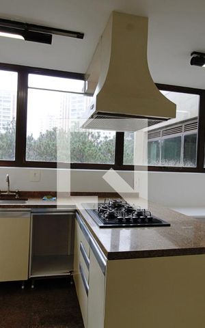 Apartamento para alugar com 550m², 3 quartos e 3 vagas Apartamento para alugar com 550m², 3 quartos e 3 vagasv