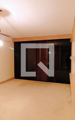 Apartamento para alugar com 550m², 3 quartos e 3 vagas Apartamento para alugar com 550m², 3 quartos e 3 vagasSuíte 2