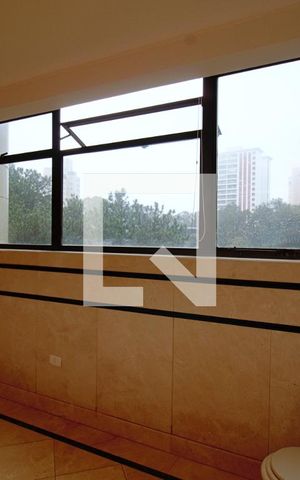 Apartamento para alugar com 550m², 3 quartos e 3 vagas Apartamento para alugar com 550m², 3 quartos e 3 vagasBanheiro da Suíte 1