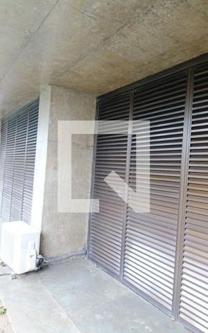 Apartamento para alugar com 550m², 3 quartos e 3 vagas Apartamento para alugar com 550m², 3 quartos e 3 vagasVaranda