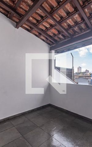 Casa à venda com 200m², 4 quartos e 4 vagas Casa à venda com 200m², 4 quartos e 4 vagasÁrea de Serviço