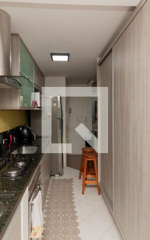 Apartamento à venda com 60m², 2 quartos e 1 vaga Apartamento à venda com 60m², 2 quartos e 1 vagaCozinha e Área de Serviço