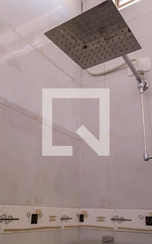 Casa à venda com 150m², 3 quartos e 1 vaga Casa à venda com 150m², 3 quartos e 1 vagaBanheiro Social - Chuveiro