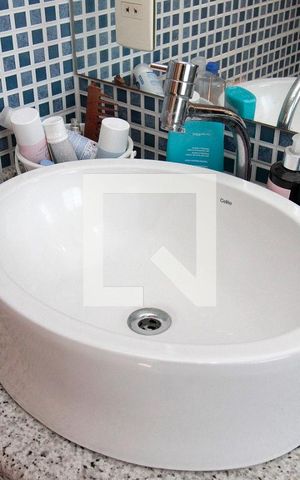Apartamento à venda com 270m², 3 quartos e sem vagaBanheiro da Suíte 2