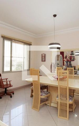 Apartamento à venda com 270m², 3 quartos e sem vagaSala