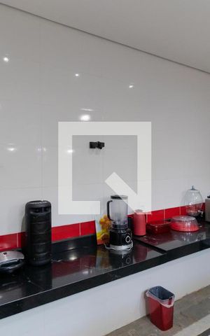 Casa à venda com 200m², 3 quartos e 2 vagas Casa à venda com 200m², 3 quartos e 2 vagasCozinha