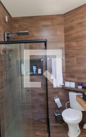 Casa à venda com 200m², 3 quartos e 2 vagas Casa à venda com 200m², 3 quartos e 2 vagasBanheiro da Suíte 03