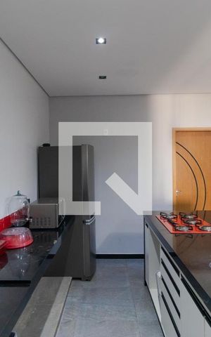 Casa à venda com 200m², 3 quartos e 2 vagas Casa à venda com 200m², 3 quartos e 2 vagasCozinha