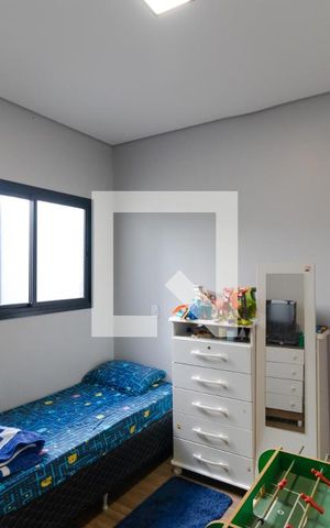 Casa à venda com 200m², 3 quartos e 2 vagas Casa à venda com 200m², 3 quartos e 2 vagasSuíte 02