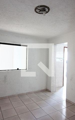 Casa à venda com 60m², 1 quarto e sem vagaSala 