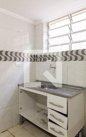 Casa de condomínio para alugar com 69m², 1 quarto e sem vaga Casa de condomínio para alugar com 69m², 1 quarto e sem vagaCozinha