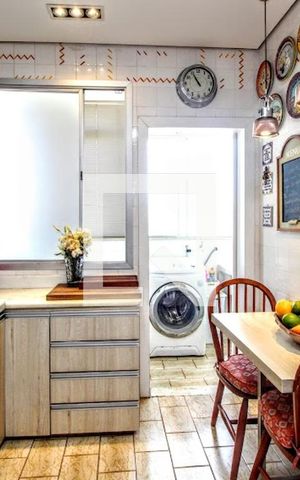 Apartamento à venda com 166m², 4 quartos e 2 vagasCozinha