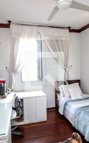 Apartamento à venda com 166m², 4 quartos e 2 vagasQuarto 1