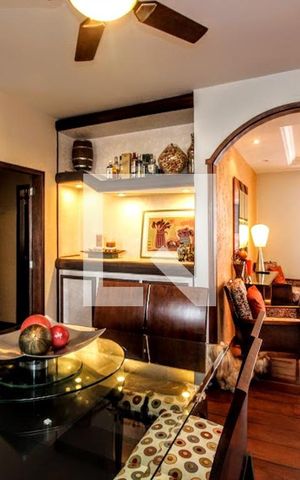 Apartamento à venda com 166m², 4 quartos e 2 vagasSala de jantar 