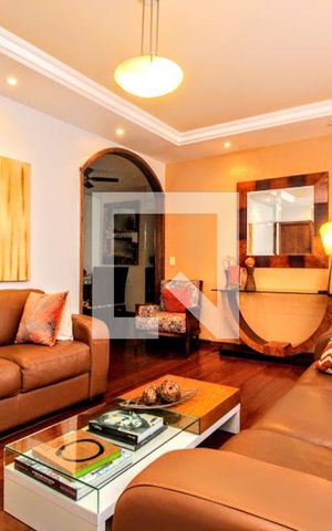 Apartamento à venda com 166m², 4 quartos e 2 vagasSala 