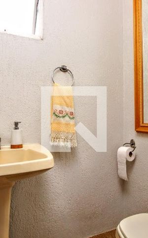 Apartamento à venda com 166m², 4 quartos e 2 vagasLavabo 