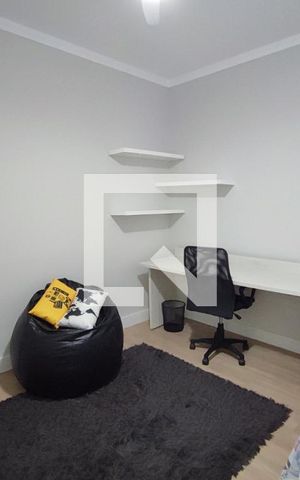 Casa de condomínio à venda com 212m², 3 quartos e 4 vagasQuarto 2
