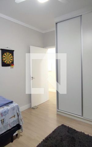 Casa de condomínio à venda com 212m², 3 quartos e 4 vagasQuarto 2