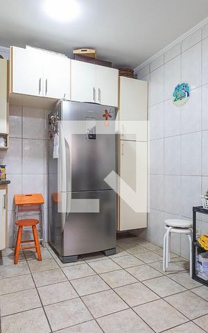 Casa à venda com 300m², 5 quartos e 2 vagas Casa à venda com 300m², 5 quartos e 2 vagasCozinha