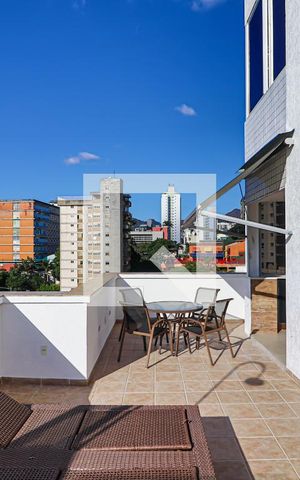 Apartamento para alugar com 297m², 3 quartos e 4 vagas1 Pavimento - Área Externa