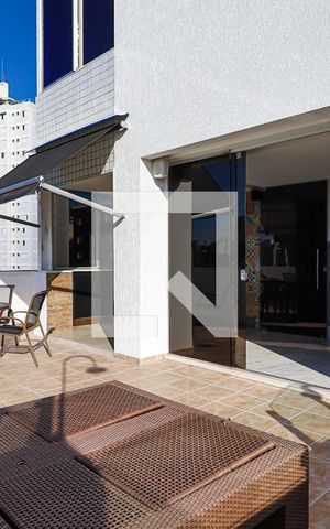 Apartamento para alugar com 297m², 3 quartos e 4 vagas1 Pavimento - Área Externa