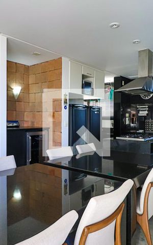 Apartamento para alugar com 297m², 3 quartos e 4 vagas1 Pavimento - Sala de Jantar e Cozinha