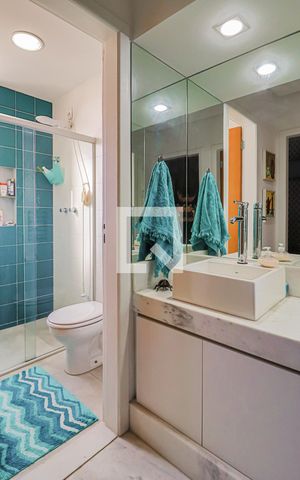 Apartamento para alugar com 297m², 3 quartos e 4 vagas2 Pavimento - Banheiro do Corredor