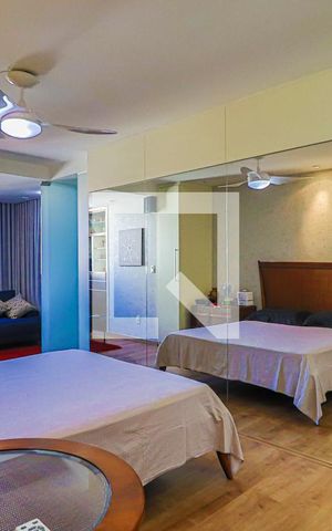 Apartamento para alugar com 297m², 3 quartos e 4 vagas2 Pavimento - Quarto 3 Suíte