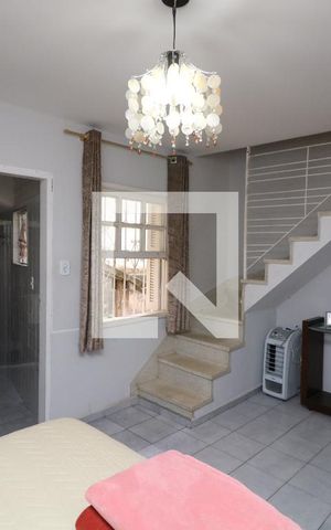 Casa à venda com 150m², 3 quartos e 2 vagasSuite