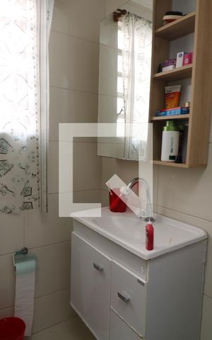 Casa à venda com 150m², 3 quartos e 2 vagasBanheiro 2
