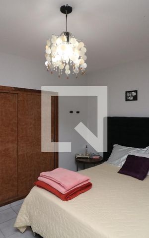Casa à venda com 150m², 3 quartos e 2 vagasSuite