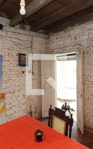 Casa à venda com 150m², 3 quartos e 2 vagasSala fundos
