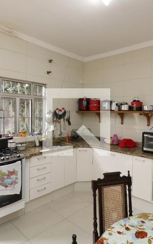 Casa à venda com 150m², 3 quartos e 2 vagasCozinha