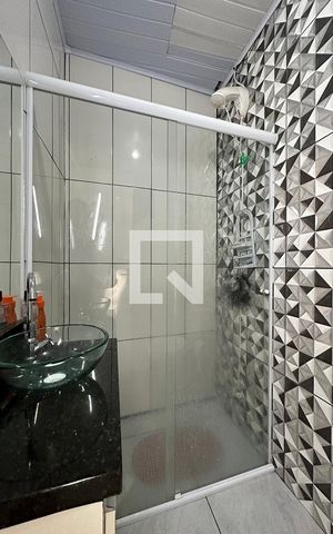 Casa à venda com 110m², 3 quartos e 2 vagasBanheiro 2