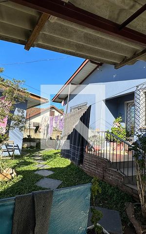 Casa à venda com 110m², 3 quartos e 2 vagasÁrea Externa