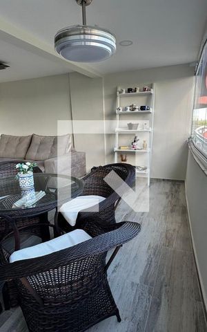 Apartamento à venda com 145m², 5 quartos e 3 vagas Apartamento à venda com 145m², 5 quartos e 3 vagasVaranda da Sala