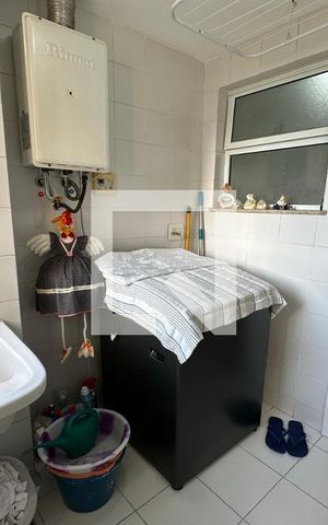 Apartamento à venda com 145m², 5 quartos e 3 vagas Apartamento à venda com 145m², 5 quartos e 3 vagasÁrea de Serviço