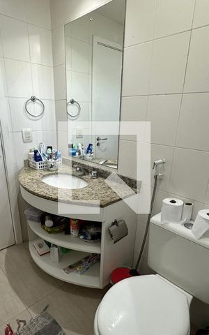 Apartamento à venda com 145m², 5 quartos e 3 vagas Apartamento à venda com 145m², 5 quartos e 3 vagasBanheiro da Suíte 2