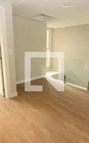 Apartamento à venda com 167m², 3 quartos e 1 vaga Apartamento à venda com 167m², 3 quartos e 1 vagaHall