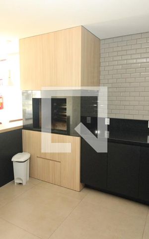 Apartamento à venda com 167m², 3 quartos e 1 vaga Apartamento à venda com 167m², 3 quartos e 1 vagaÁrea comum - Salão de festas