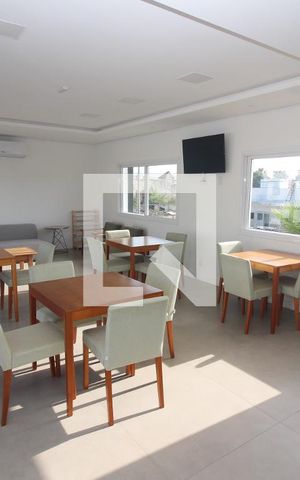 Apartamento à venda com 167m², 3 quartos e 1 vaga Apartamento à venda com 167m², 3 quartos e 1 vagaÁrea comum - Salão de festas