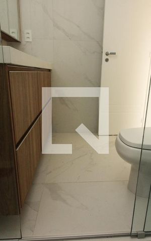 Apartamento à venda com 167m², 3 quartos e 1 vaga Apartamento à venda com 167m², 3 quartos e 1 vagaBanheiro da Suíte