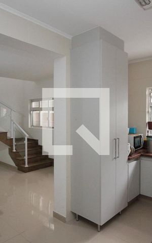 Apartamento à venda com 304m², 4 quartos e 3 vagas Apartamento à venda com 304m², 4 quartos e 3 vagasCozinha