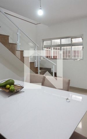 Apartamento à venda com 304m², 4 quartos e 3 vagas Apartamento à venda com 304m², 4 quartos e 3 vagasSala de Jantar